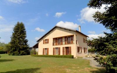 Propriété composée de 2 maisons 
